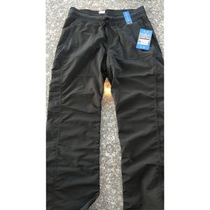 Large Kirkland Stretchy, Moisture-Wicking Pant NWT